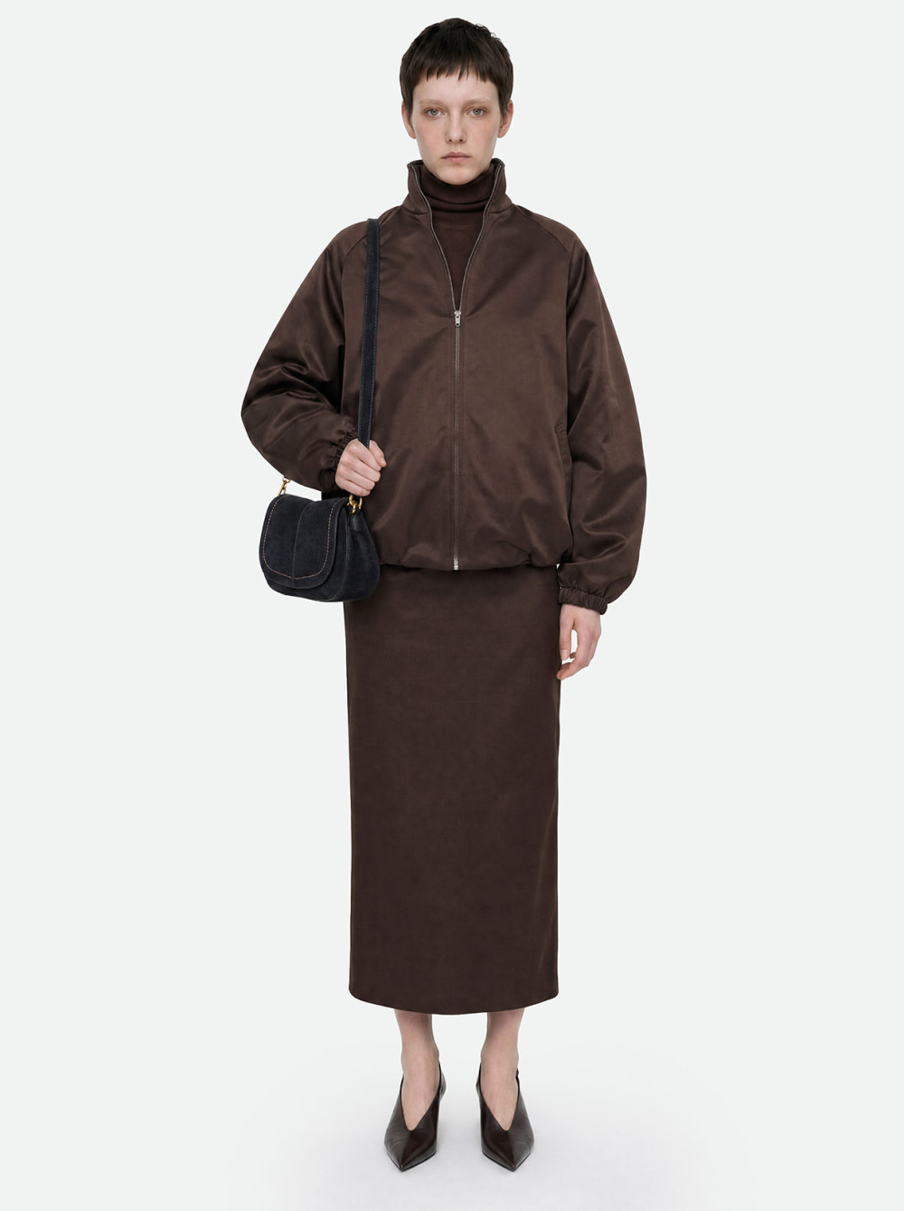 : HELENA ROUND