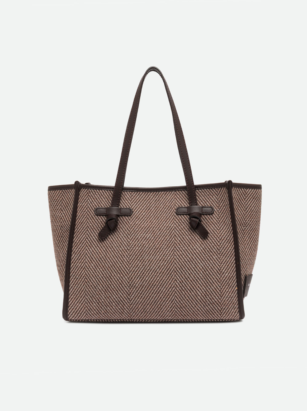 : MARCELLA