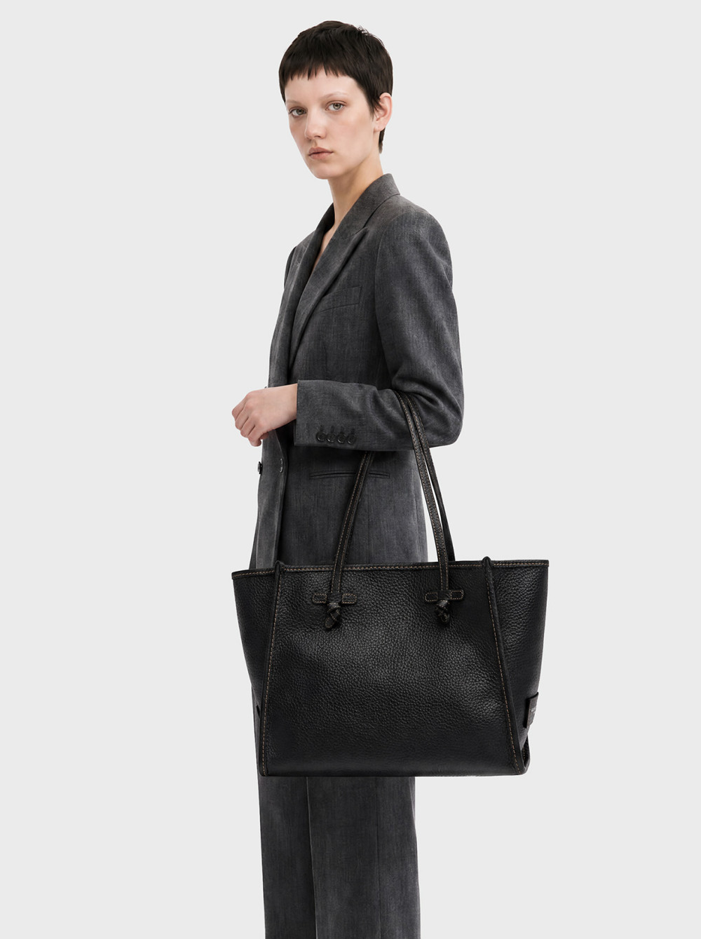 : MARCELLA