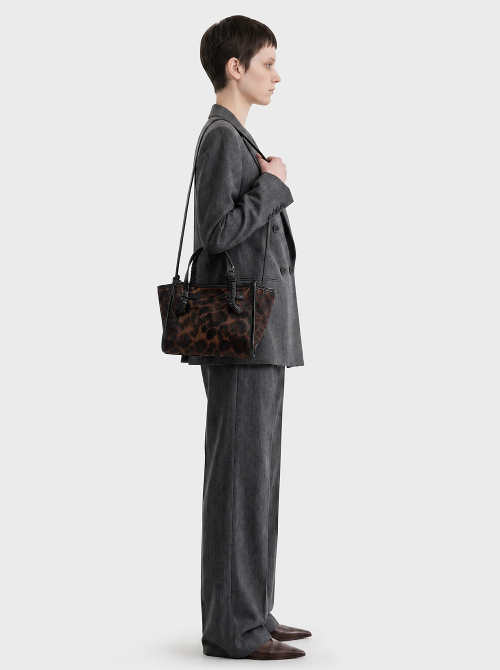 : MISS MARCELLA