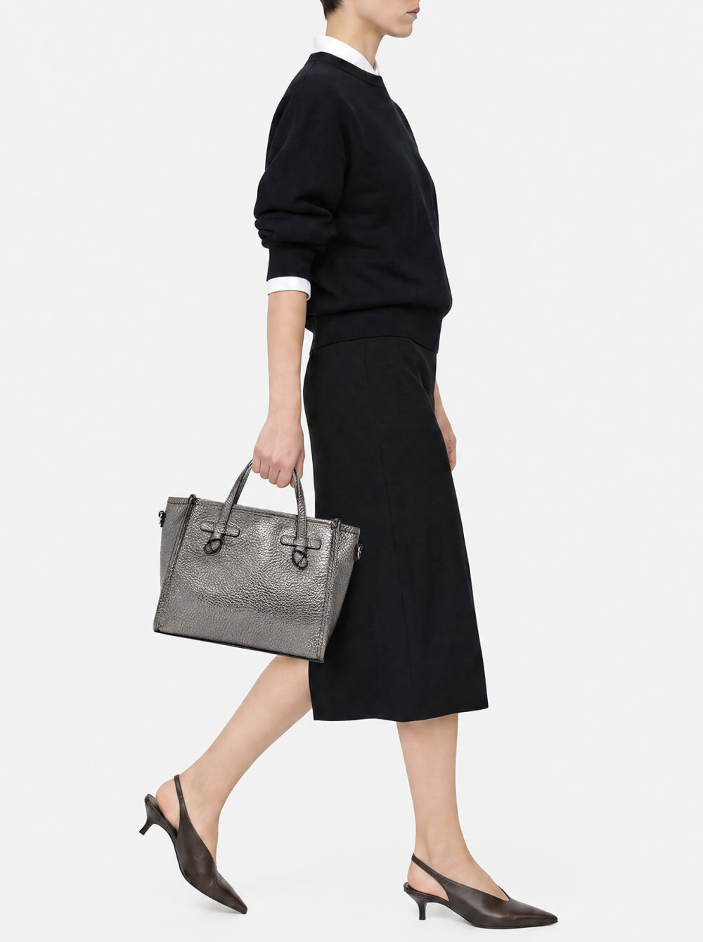 : MISS MARCELLA
