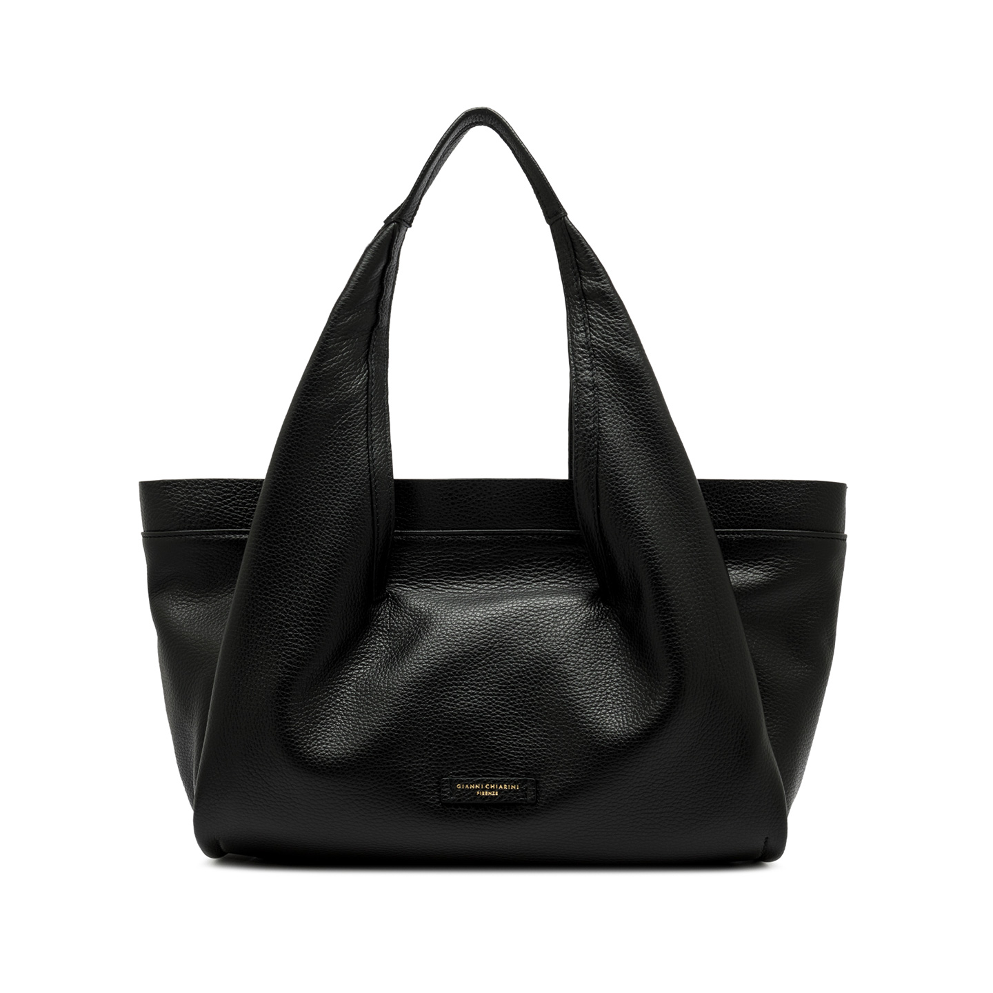 GIANNI CHIARINI（ジャンニキアリーニ）』のバッグで楽しむ春