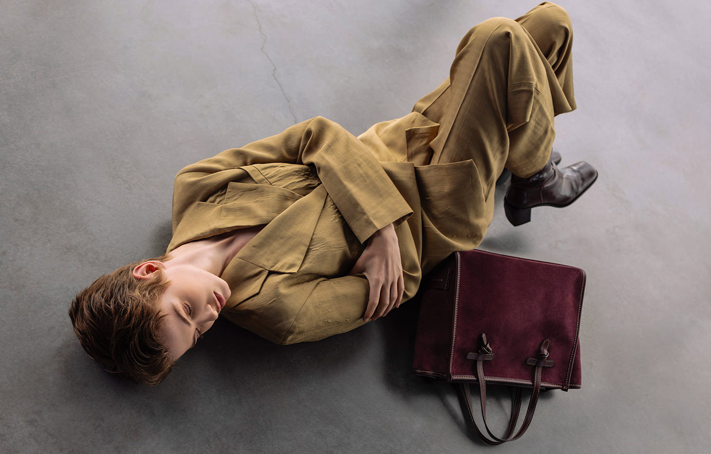 Miss Marcella 32 Suede